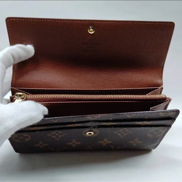 Louis Vuitton LV Wallet Brown Monogram Sarah Wallet - Picture 4 of 9